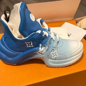 Louis Vuitton Gradient Blue Sneakers